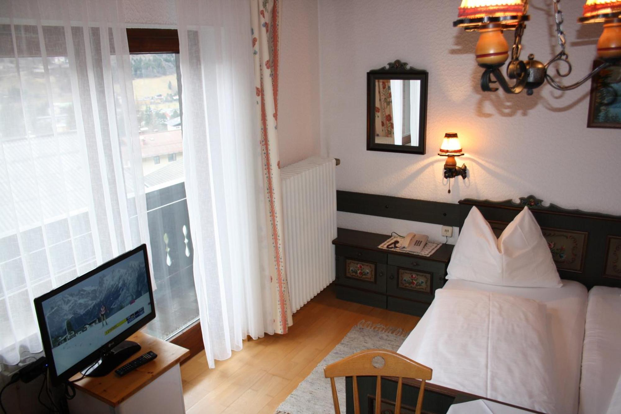 Haus Gassner Apartment Бад Хофгащайн Стая снимка