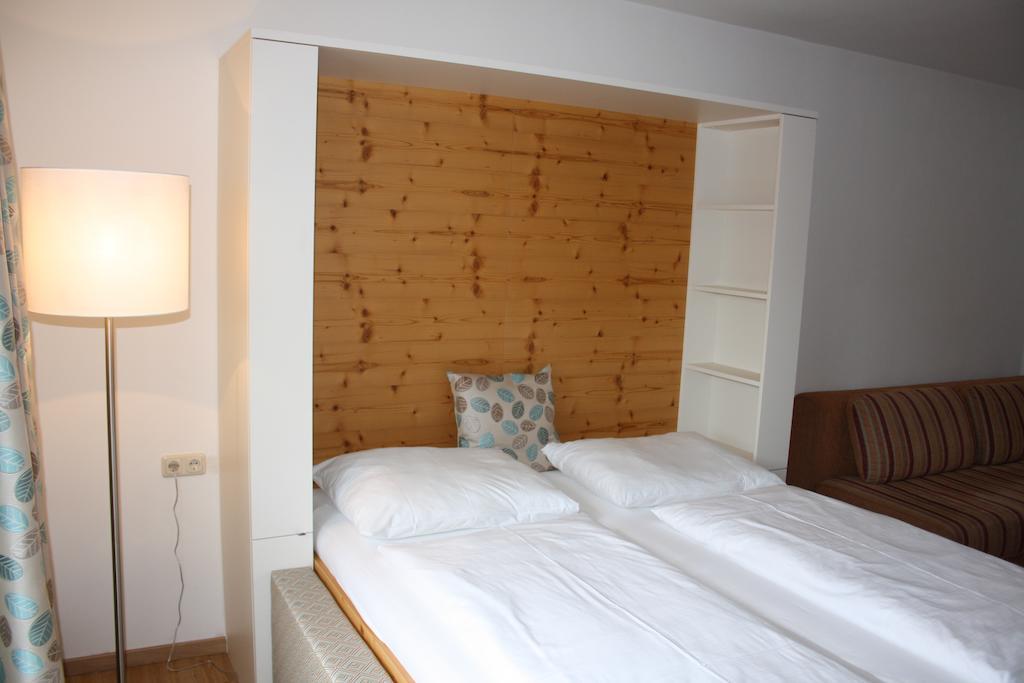 Haus Gassner Apartment Бад Хофгащайн Стая снимка